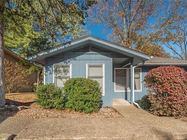 3 Tiffany Lane , Bella Vista, AR 72715