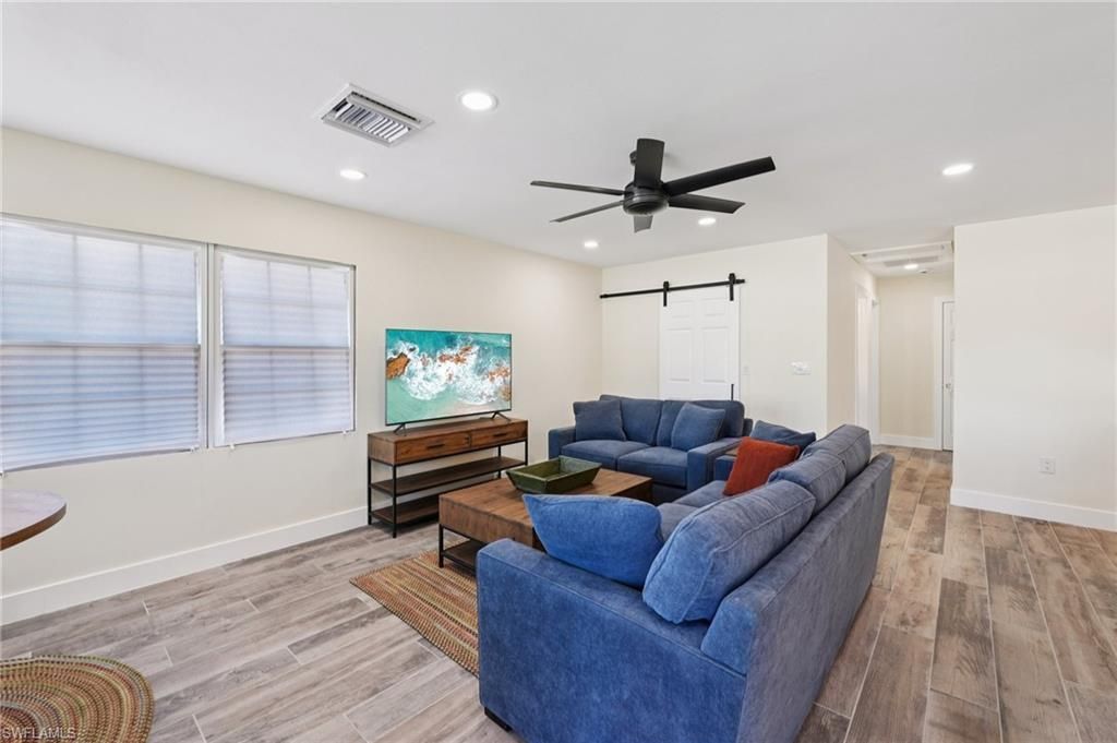 210 Hibiscus Dr, Fort Myers Beach, FL 33931 Photo
