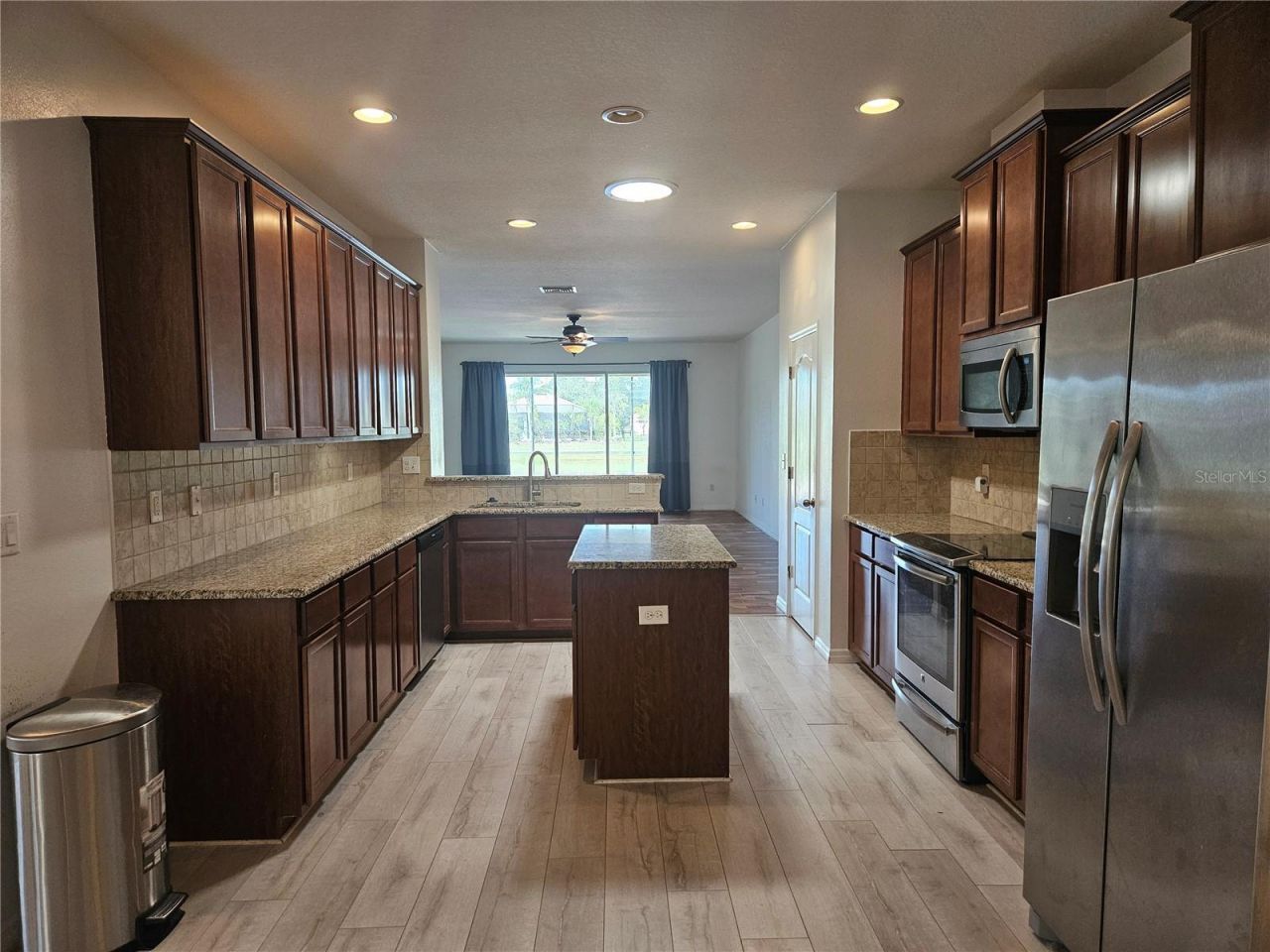 118 Peony Court , Bradenton, FL 34212 Photo