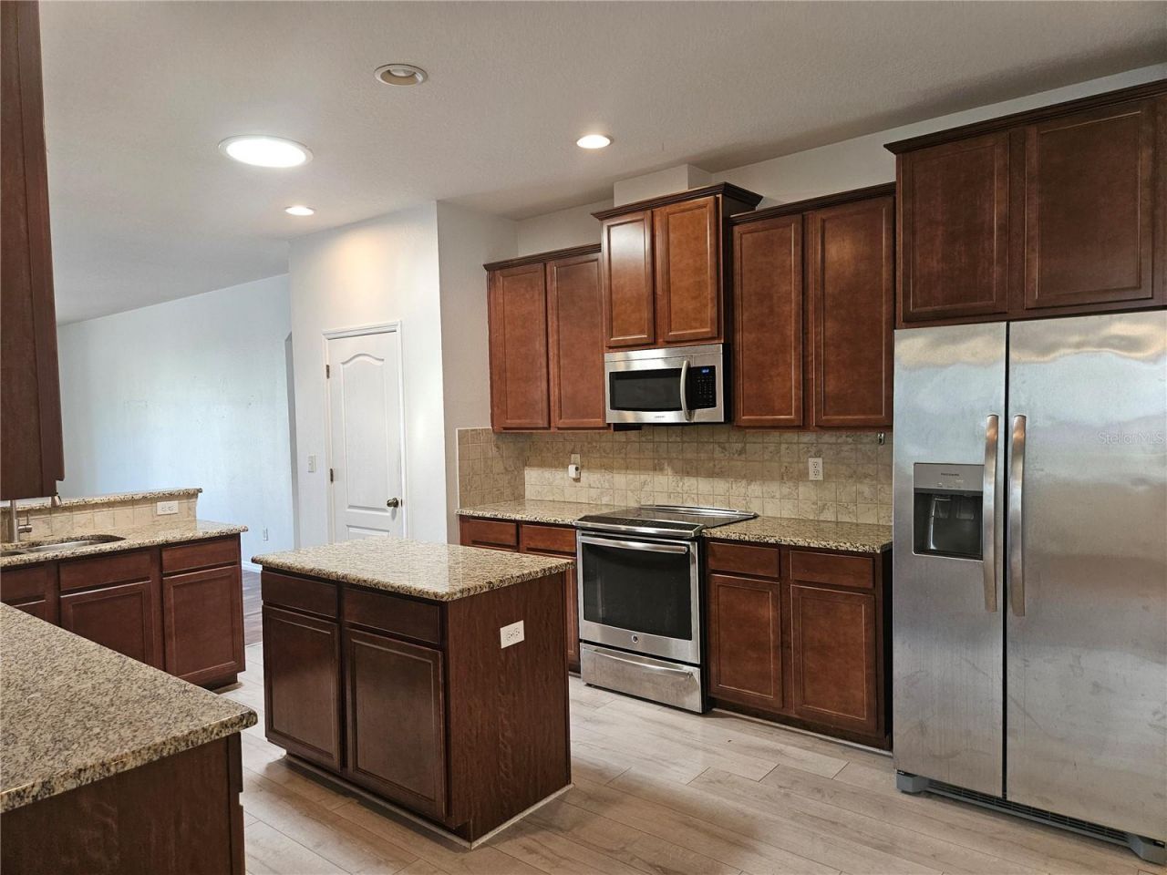 118 Peony Court , Bradenton, FL 34212 Photo