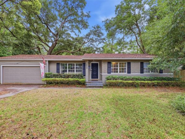 3037 NW 1ST AVENUE , GAINESVILLE, FL 32607