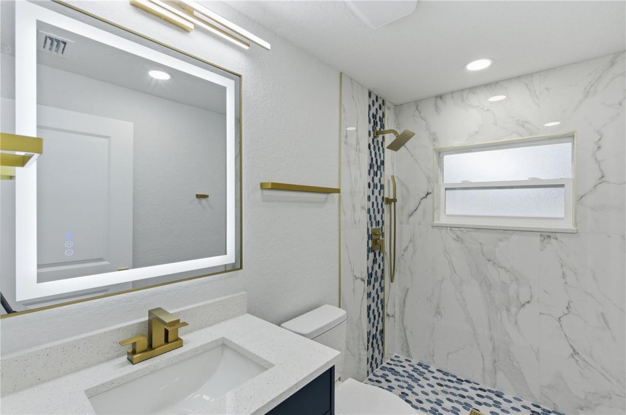 10003 N 24th Street, Tampa, FL 33612 Photo