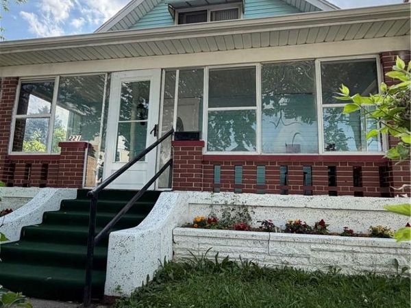 221 Alton, Dayton, OH 45404