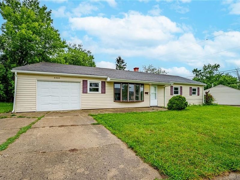 4044 Whitestone Court, Trotwood, OH 45416 Photo 2