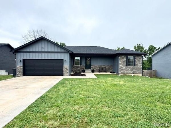140 La Vista Drive , Waynesville, MO 65583
