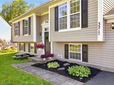 3217 Holly Crescent, Macedon, NY 14502