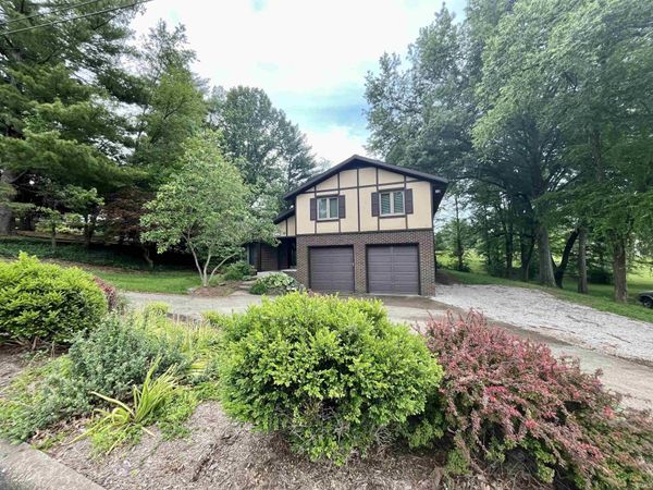 1153 W 13th Street, Jasper, IN 47546