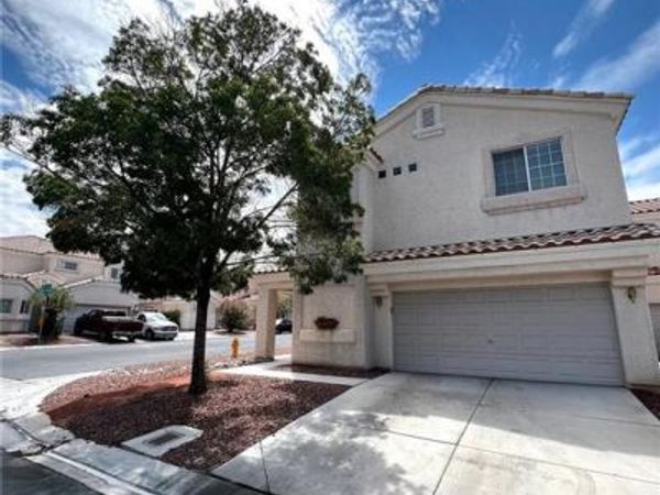 8033 Gallagher Island Street , Las Vegas, NV 89143