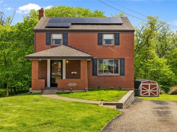 3643 Longview Dr, Homestead, PA 15120