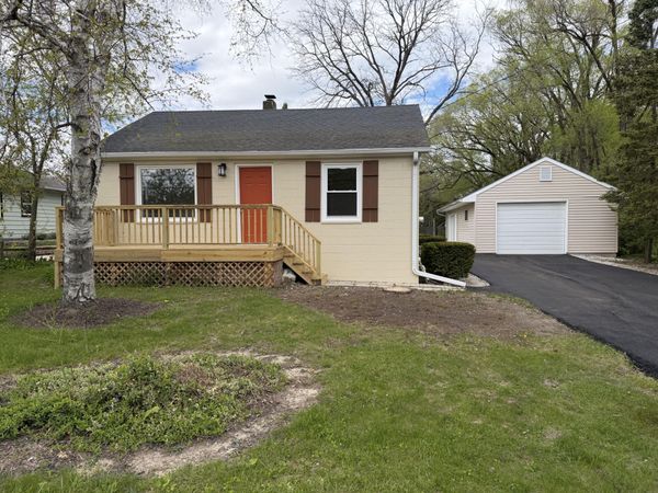 3420 3 mile Rd, Caledonia, WI 53404