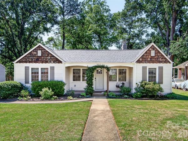 3910 Admiral Avenue, Charlotte, NC 28205