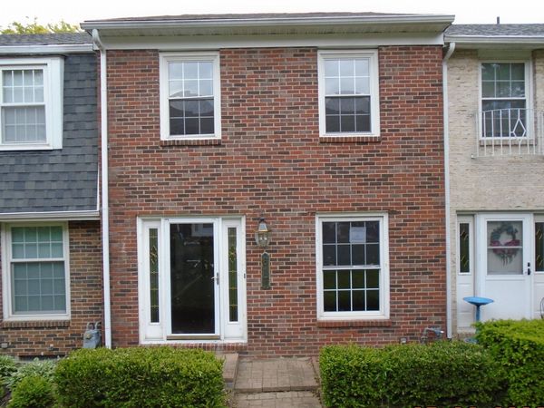 617 Simbury Street, Unit D-8, Columbus, OH 43228