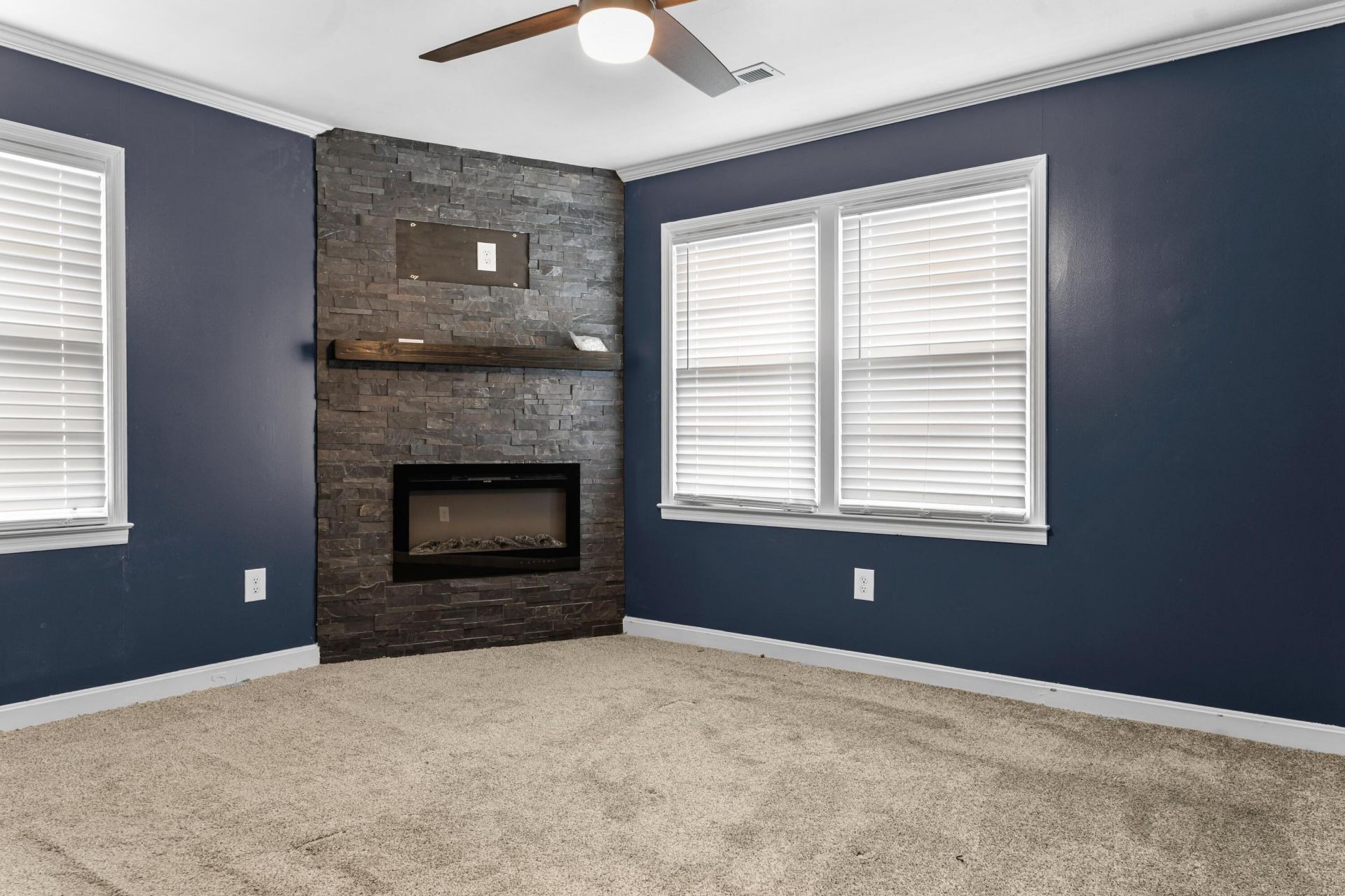 610 Ott Street Photo 12