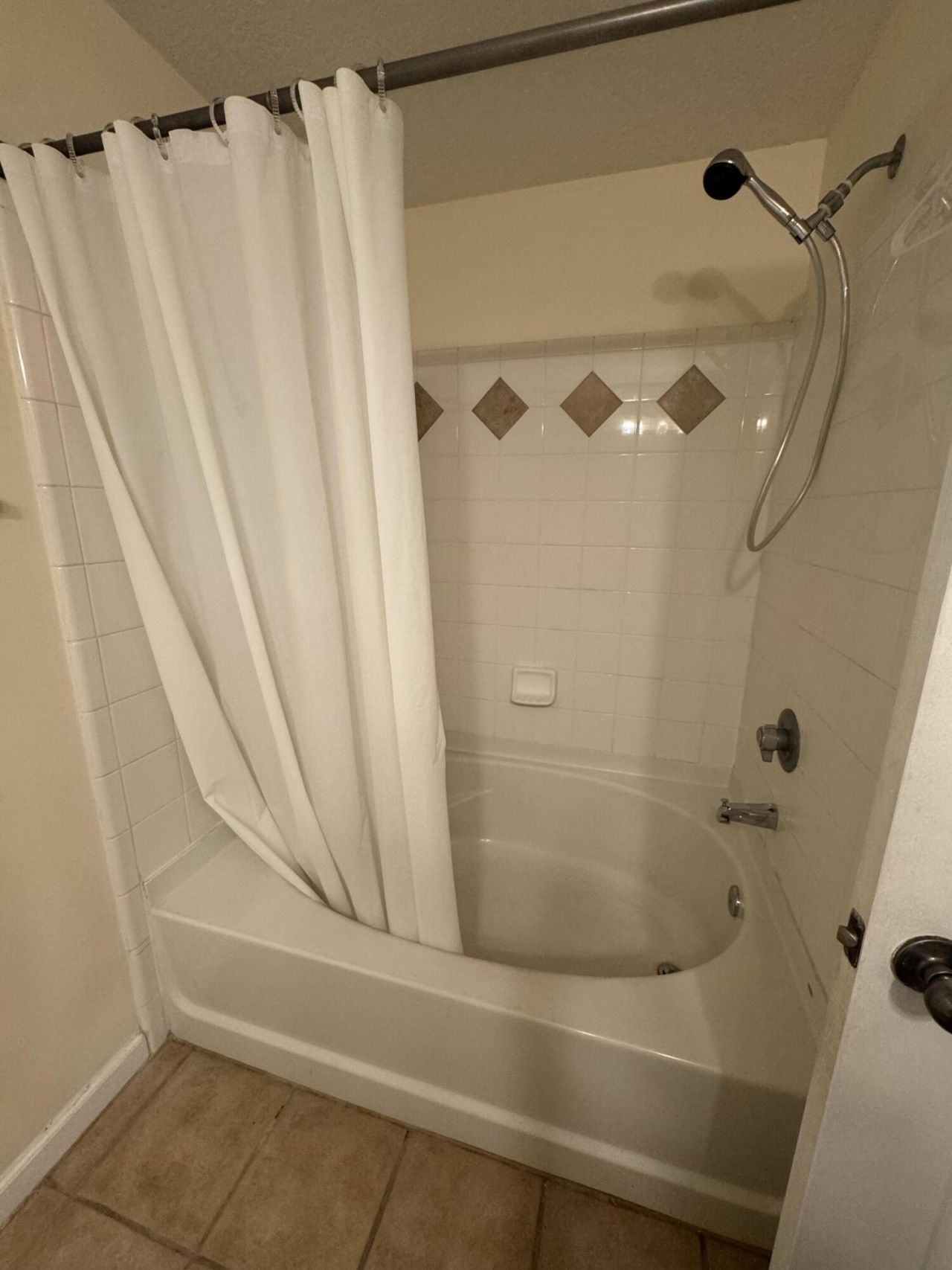 9849 Baywinds, Unit 8204, West Palm Beach, FL 33411 Photo