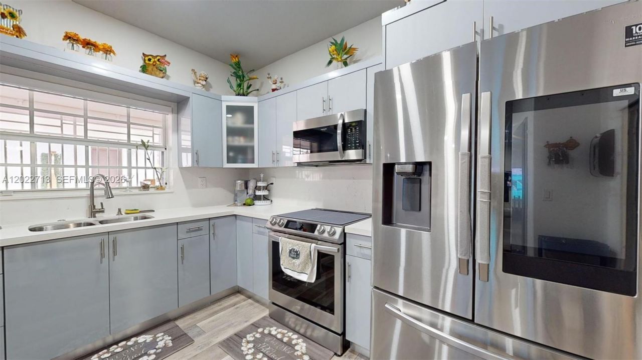 357 W 44th St , Hialeah, FL 33012 Photo
