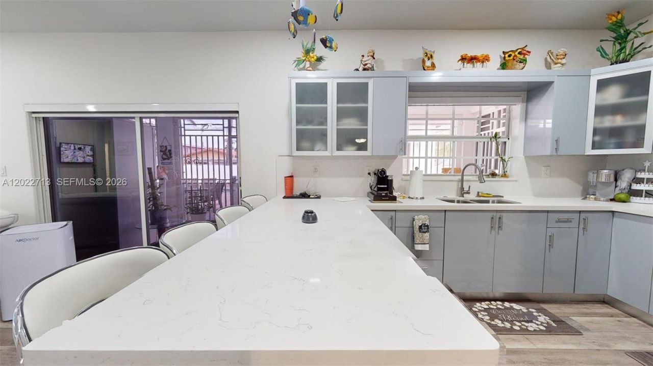 357 W 44th St , Hialeah, FL 33012 Photo