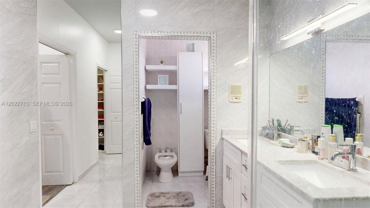 357 W 44th St , Hialeah, FL 33012 Photo