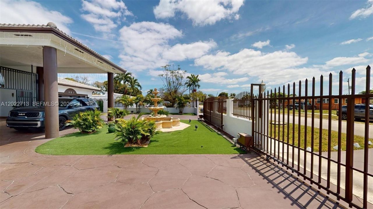357 W 44th St , Hialeah, FL 33012 Photo