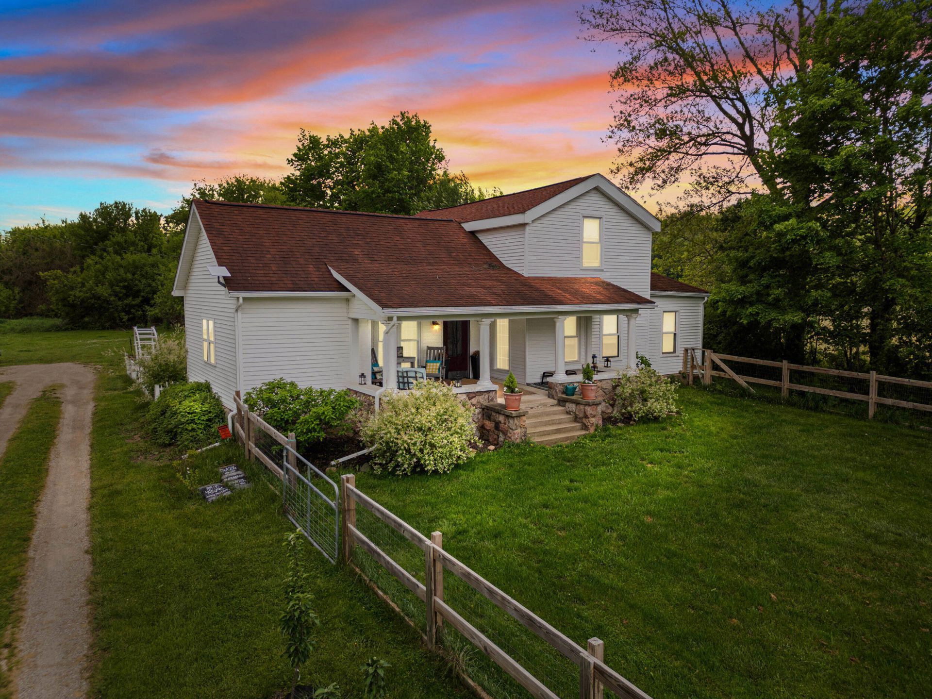 3331 Mauck Road, Hillsdale, MI 49242 Main Photo