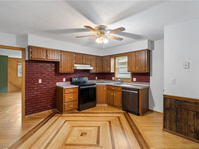 343 3rd Street, Wadsworth, OH 44281 Photo 5