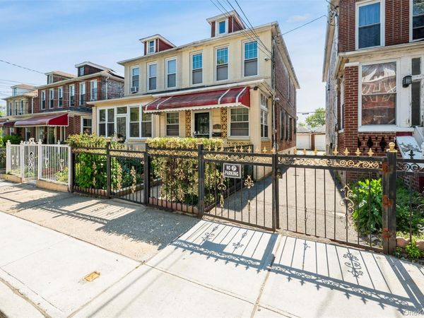 3219 Fenton Avenue , Bronx, NY 10469