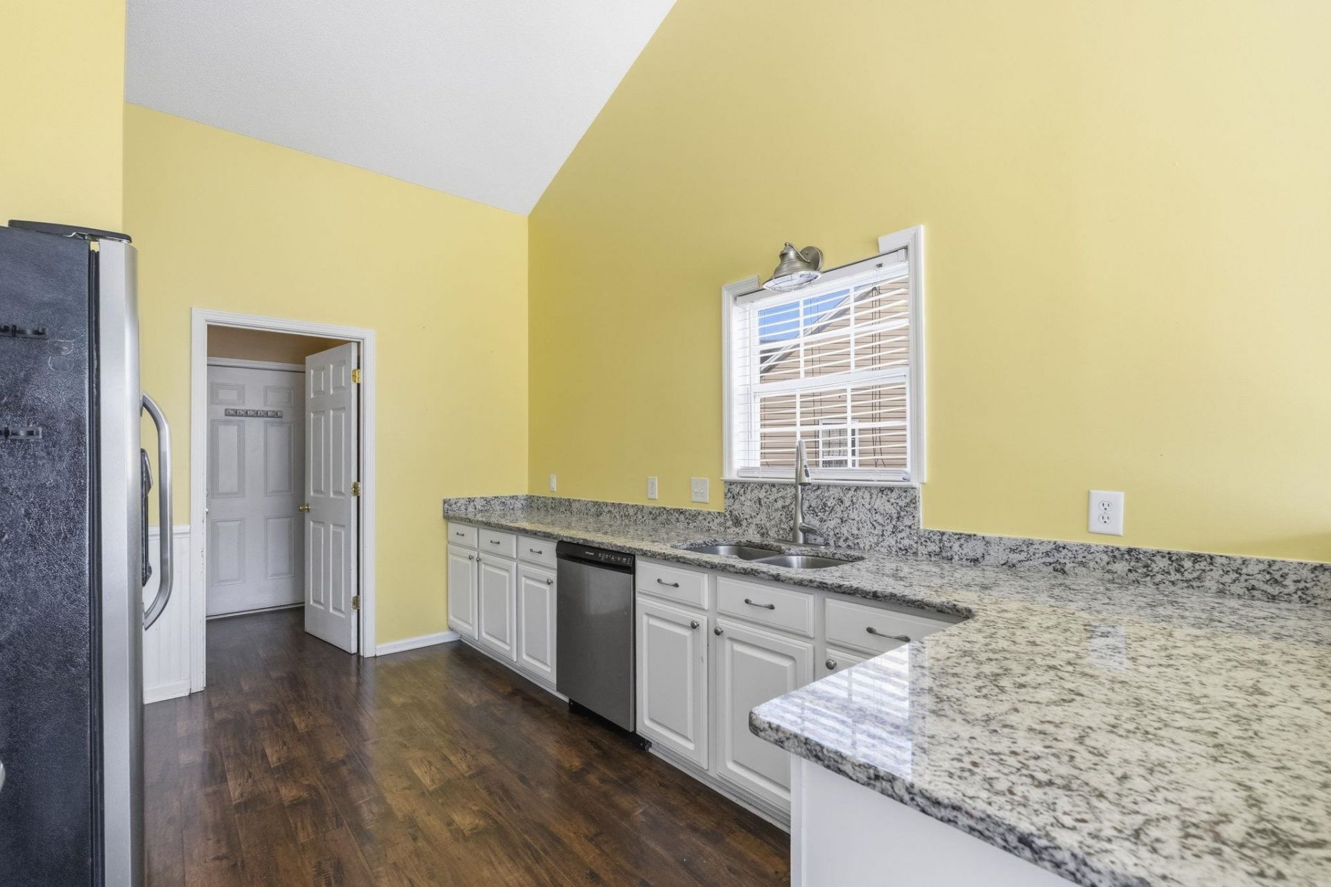 8224 Autumn Pond Ct. Photo 12