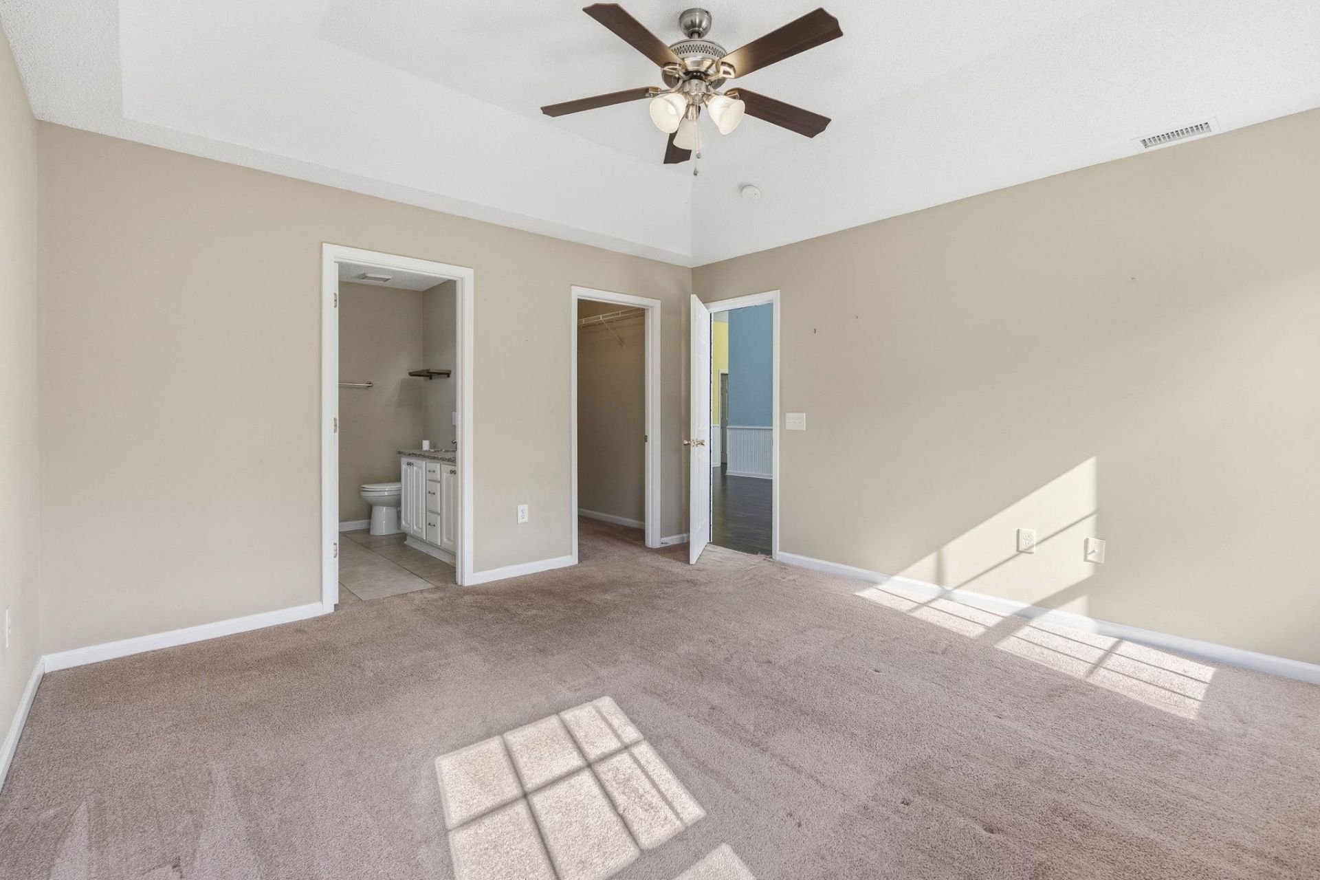 8224 Autumn Pond Ct. Photo 17