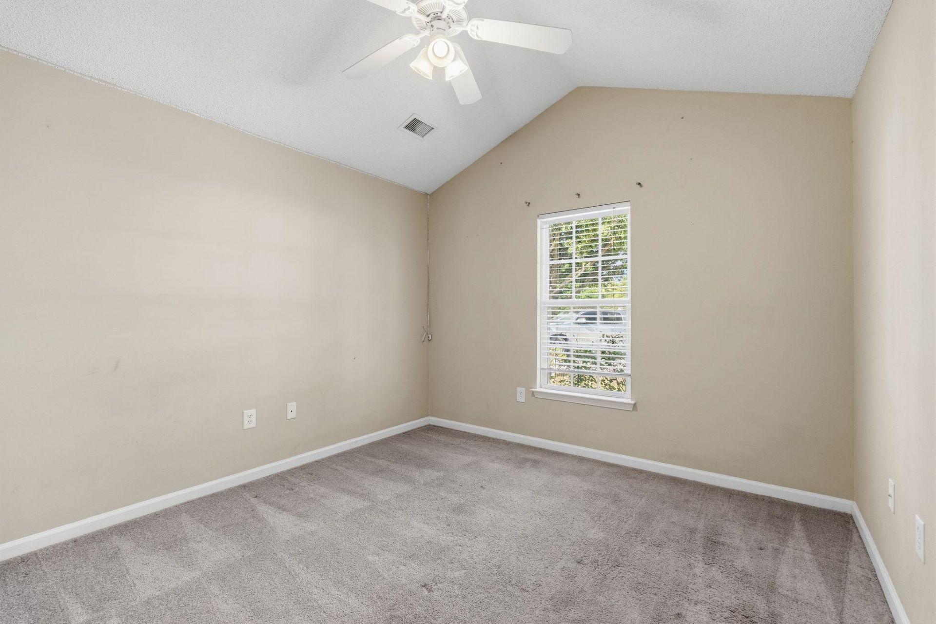 8224 Autumn Pond Ct. Photo 23