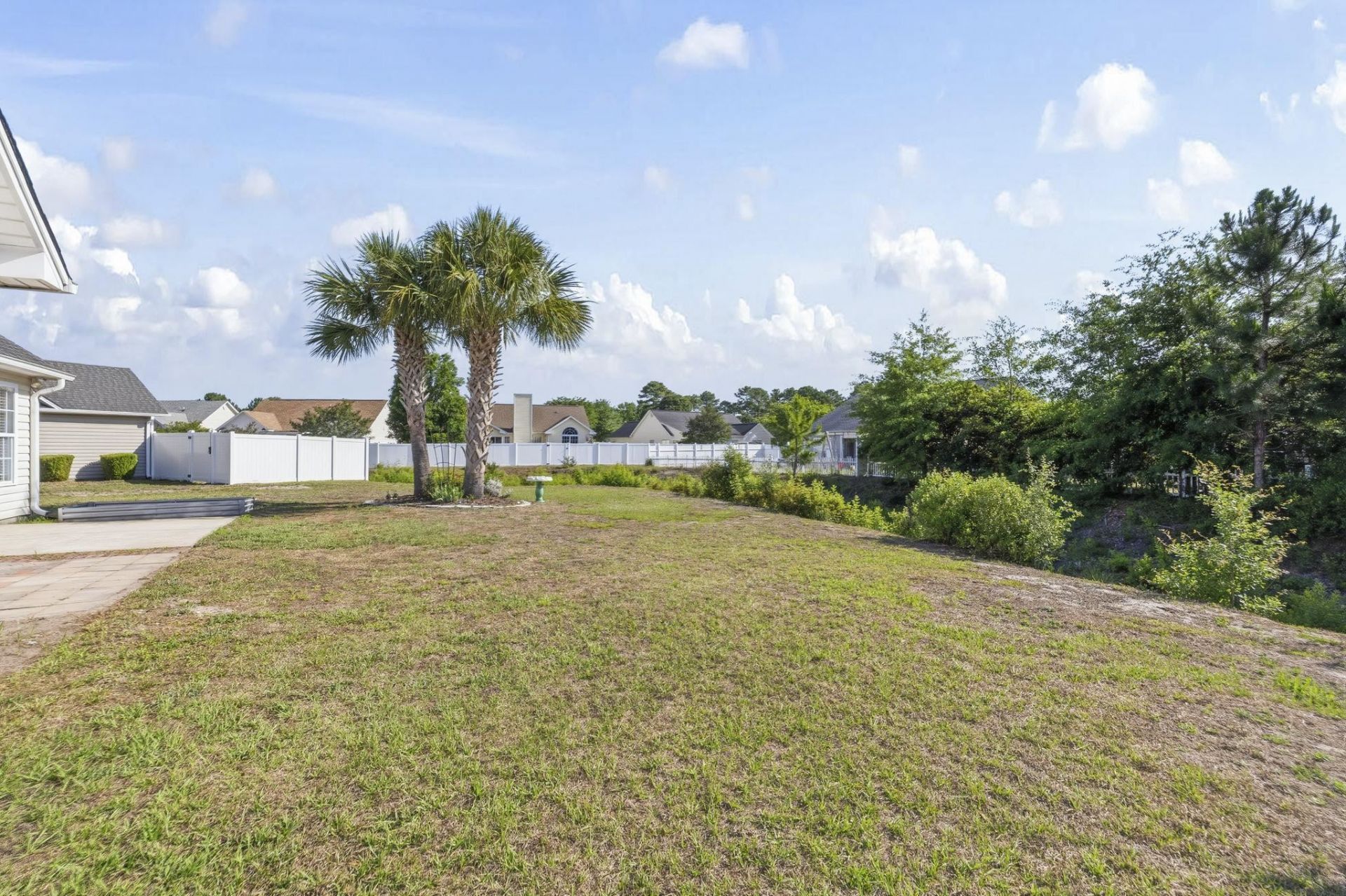 8224 Autumn Pond Ct. Photo 25