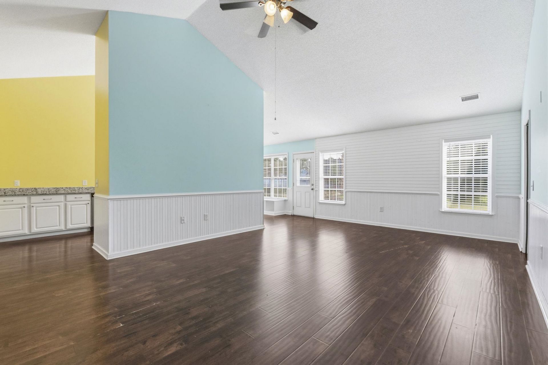 8224 Autumn Pond Ct. Photo 8