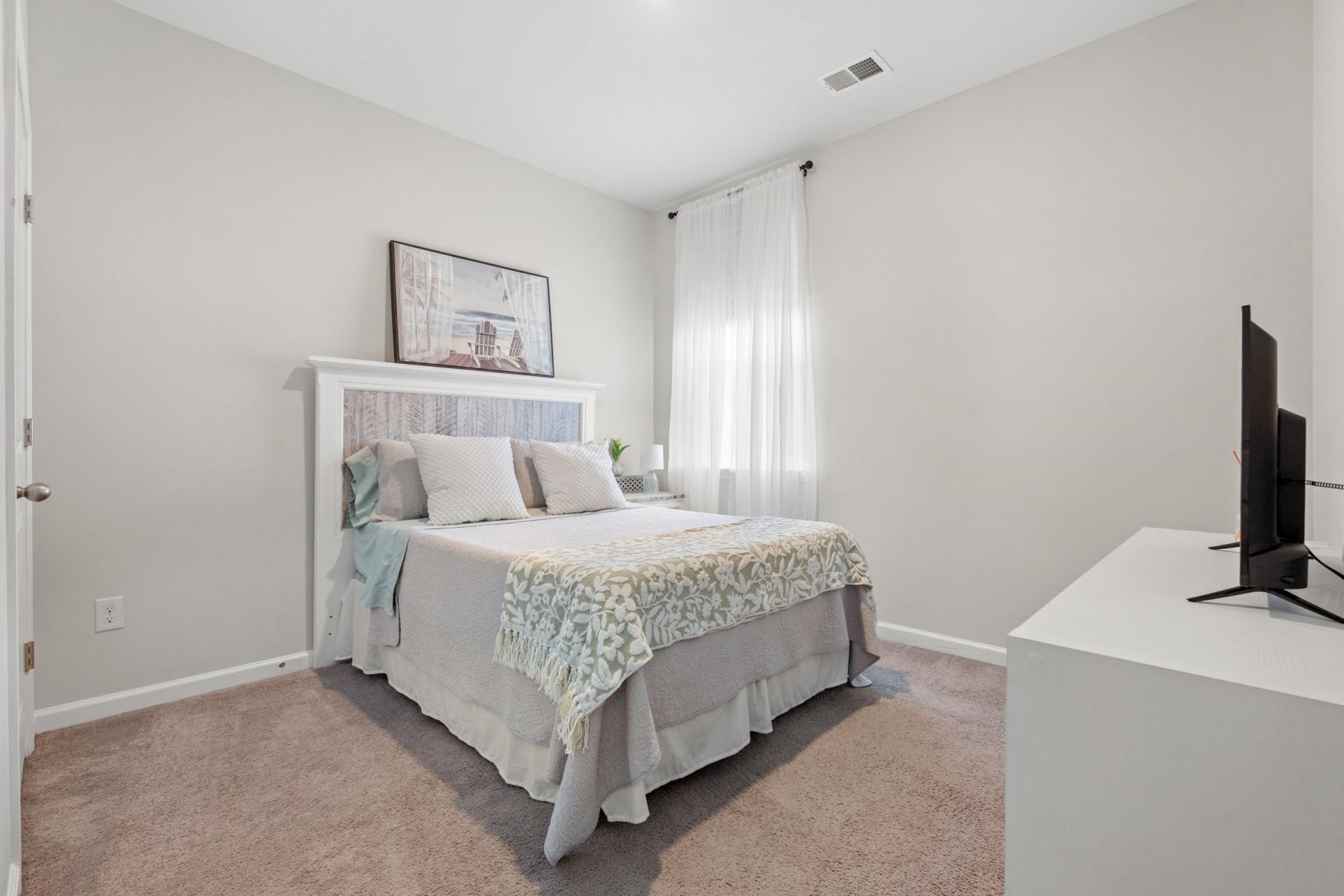 2628 Ophelia Way Photo 8