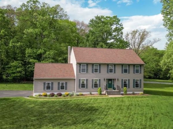 29 Lark Ln, Jefferson, NJ 07438