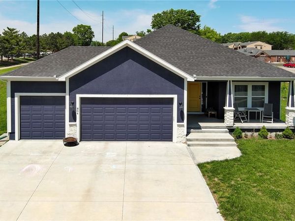 804 Merion Street, Lansing, KS 66043