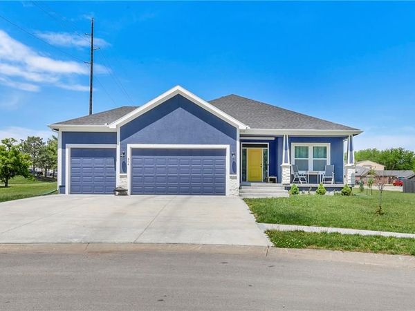 804 Merion Street, Lansing, KS 66043