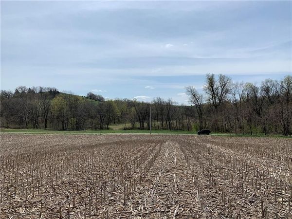 18747 242nd Road, Atchison, KS 66002