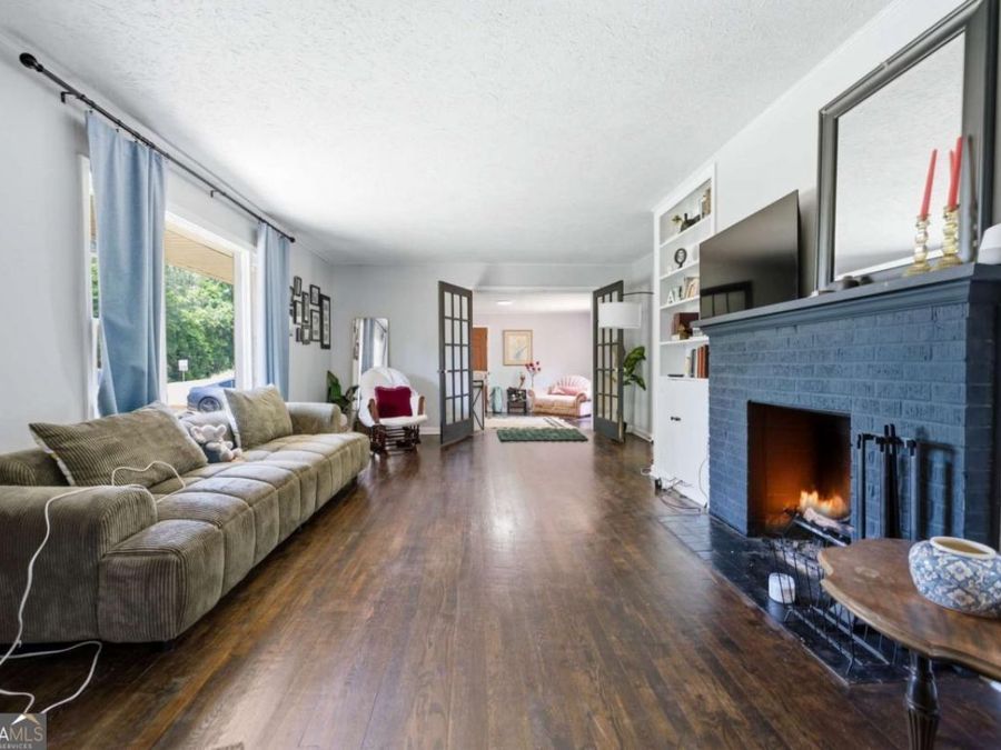 Property Image 6