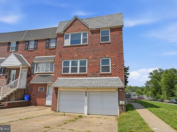 9966 LACKLAND DRIVE , PHILADELPHIA, PA 19114
