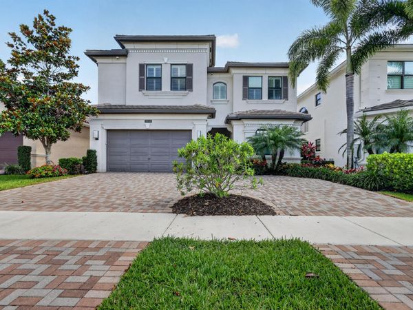 9524 Eden Roc Court, Delray Beach, FL 33446
