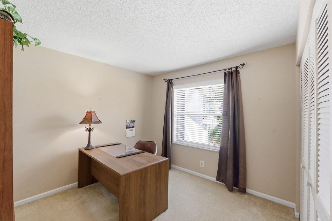 21 Vía De Casas Norte, Boynton Beach, FL 33426 Photo