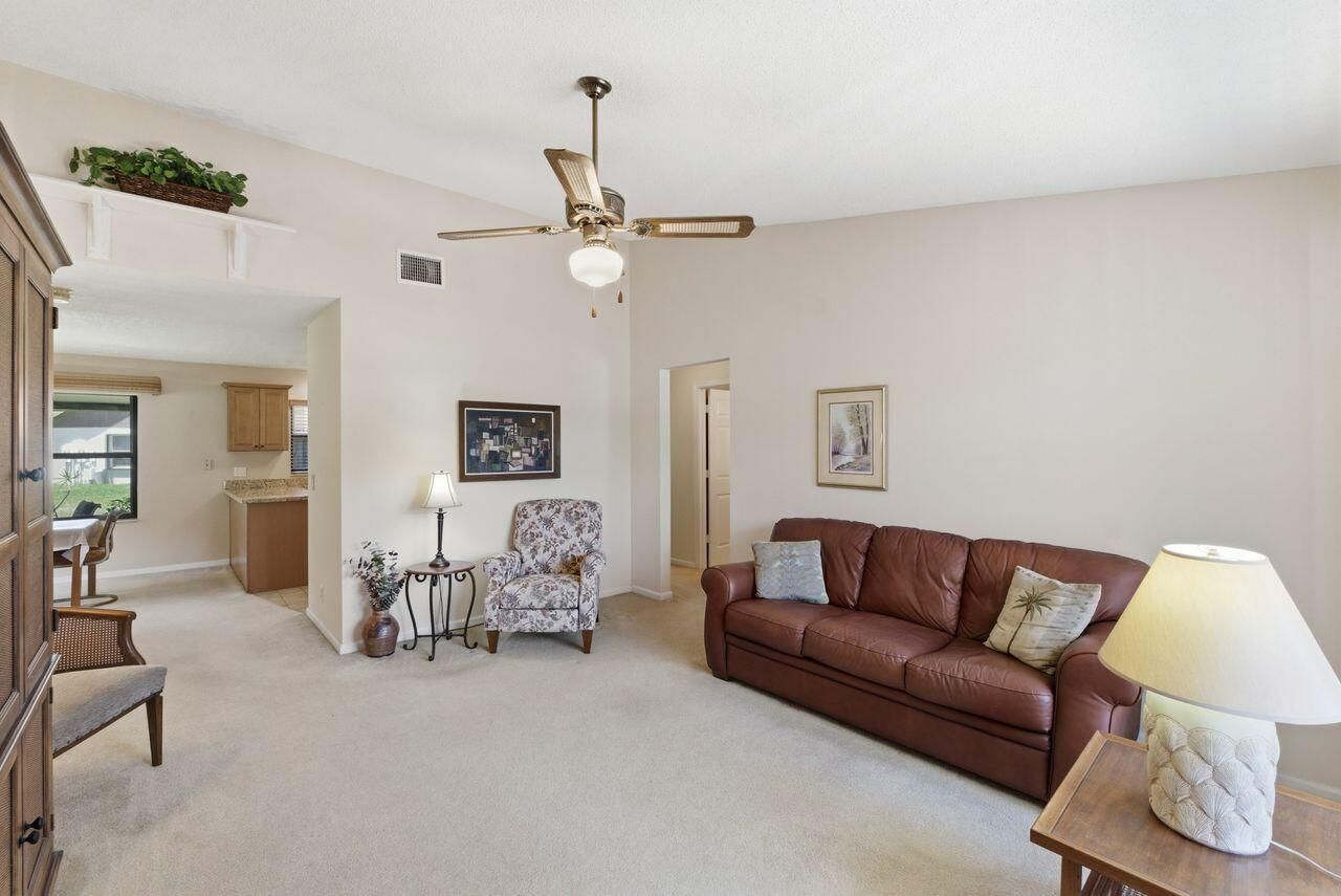 21 Vía De Casas Norte, Boynton Beach, FL 33426 Photo