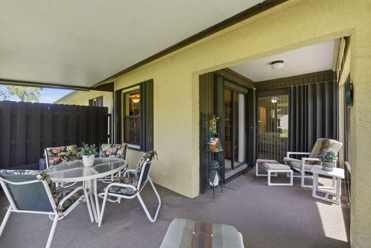 21 Vía De Casas Norte, Boynton Beach, FL 33426 Photo