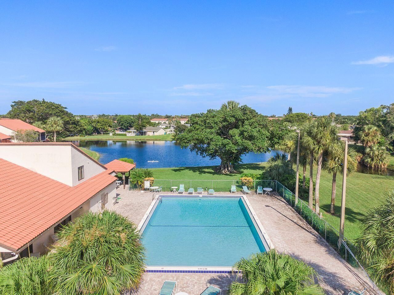 21 Vía De Casas Norte, Boynton Beach, FL 33426 Photo
