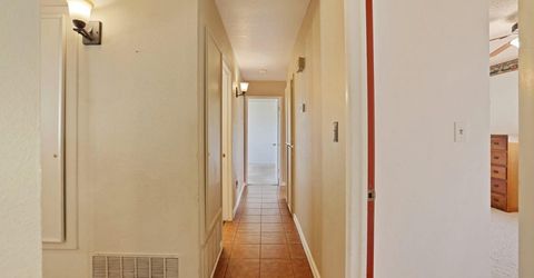 1699 W J St, Oakdale, CA 95361 Photo