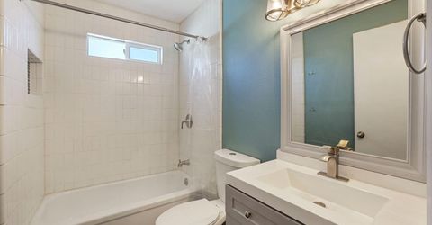 1699 W J St, Oakdale, CA 95361 Photo