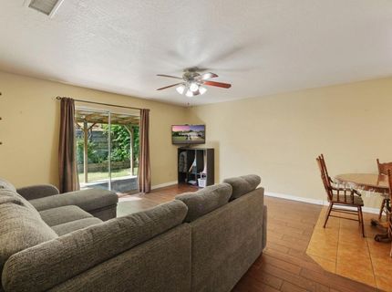 1699 W J St, Oakdale, CA 95361 Photo