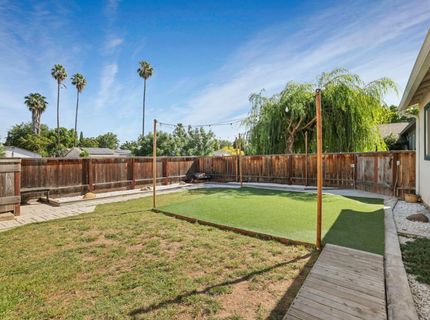 1699 W J St, Oakdale, CA 95361 Photo