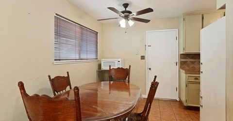 1699 W J St, Oakdale, CA 95361 Photo