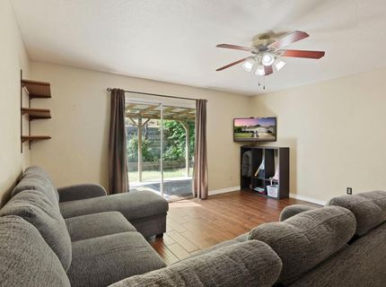 1699 W J St, Oakdale, CA 95361 Photo