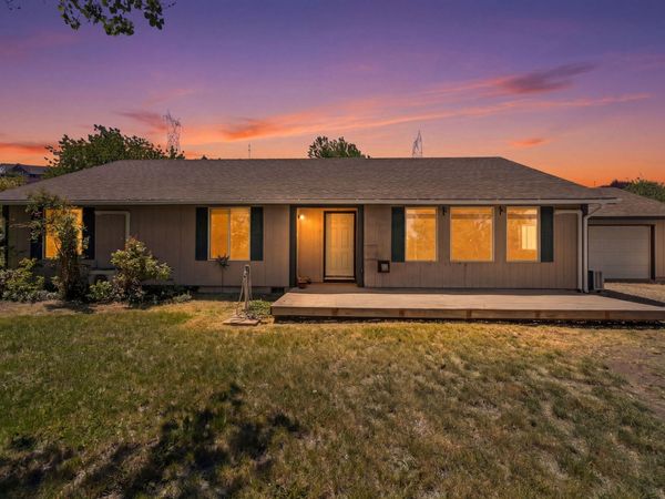 2630 Frontage Road, Klamath Falls, OR 97601