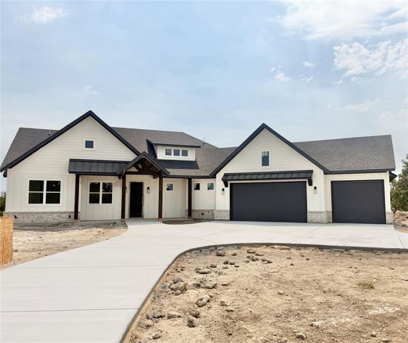 1000 Sabrina Court, Weatherford, TX 76085 Main Photo